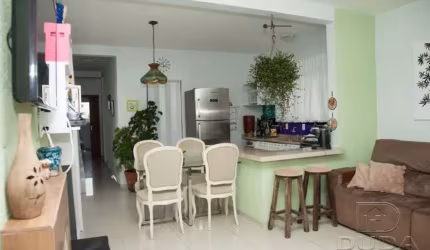 Casa 4 dormitórios  200m² Carianos.