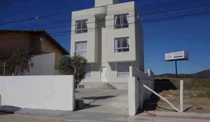 Prédio residencial/comercial com 6  aptos Trindade
