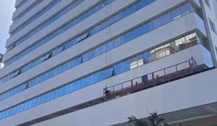 SALA COMERCIAL EM ANDAR ALTO - TRINDADE