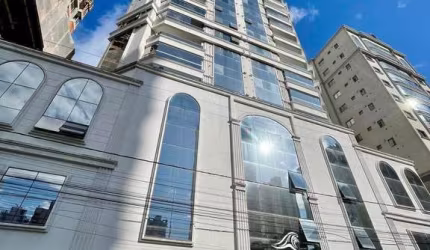 Apartamento com 3 quartos à venda na Rua 137, Meia Praia, Itapema, 120 m2 por R$ 1.900.000