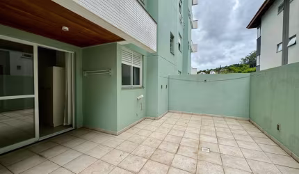 Apartamento Garden com Área Externa Ampla