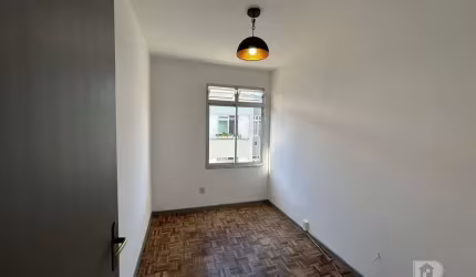 Apartamento com 2 Quartos à venda, 52m² - Trindade