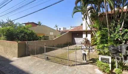 TERRENO COM VIABILIDADE NA TRINDADE