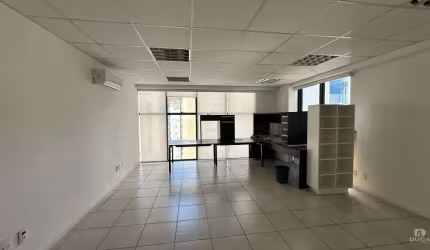 Sala comercial no Centro de Florianópolis