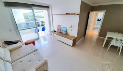 Excelente Apartamento C/ 3 Suítes em Jurerê