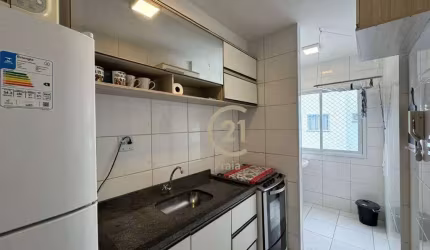 Apartamento MArtim de Sá 2 dorms 1 banheiro, armário na cozinha