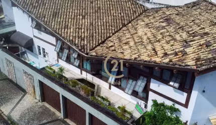 Sobrado região nobre Caraguatatuba 3 suítes
