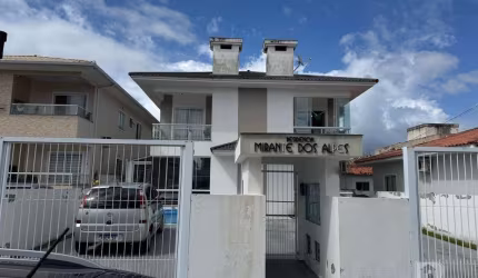 Apartamento 2 quartos com Sacada em Nova Palhoça