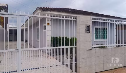 Linda casa com Edicula no Passa Vinte-Palhoça