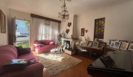 EXCELENTE CASA NO BAIRRO SANTA  CATARINA COM TERRONO DE 360 M²