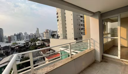 APARTAMENTO SEMIMOBILIADO COM 69 M² PRIVATIVOS COM 1 VAGA NO PANAZZOLO