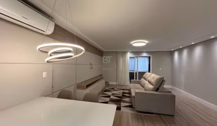 APARTAMENTO MOBILIADO COM 109 M² PRIVATIVOS COM 2 DORMITÓRIOS E 2 VAGAS NO BAIRR