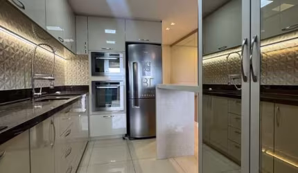 APARTAMENTO SEMIMOBILIADO COM 106M² NO BAIRRO PANAZOLLO