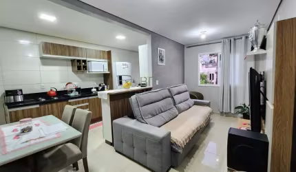 APARTAMENTO COM 02 DORMITÓRIOS NO BAIRRO DESVIO RIZZO