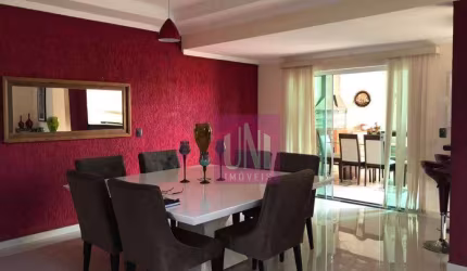 Sobrado com 4 dormitórios à venda, 300 m² por R$ 1.398.000,00 - Centro - Ouro Fino/MG