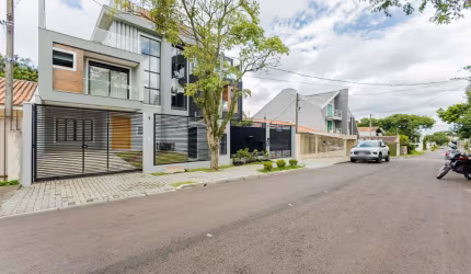 Triplex para Venda em Curitiba, Jardim das Américas, 3 dormitórios, 1 suíte, 4 banheiros, 2 vagas
