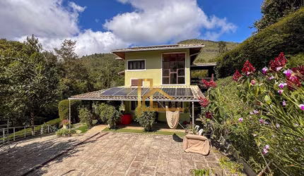 Casa com 4 dormitórios 3 suíte à venda, 321 m² - Albuquerque - Teresópolis/RJ