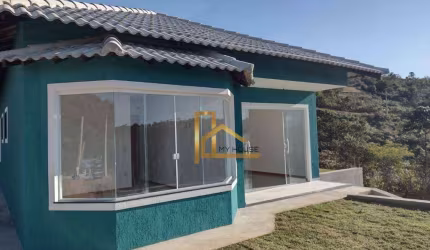 Casa com 3 dormitórios à venda, 110 m² por R$ 650.000,00 - Albuquerque - Teresópolis/RJ