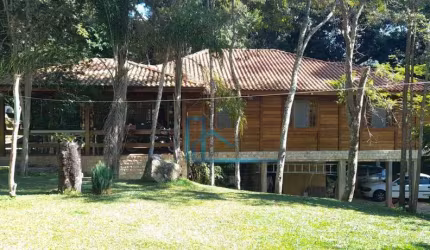 Casa Linear com 3 quartos sendo 1 suíte em Quebra Frascos, Teresópolis - RJ