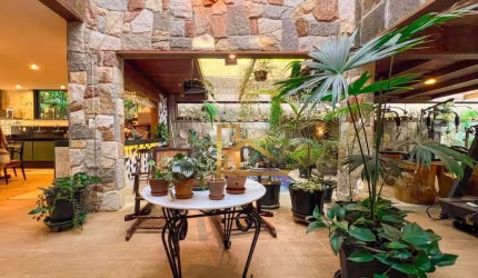 Luxo e Natureza em Perfeita Harmonia no Melhor de Teresópolis!