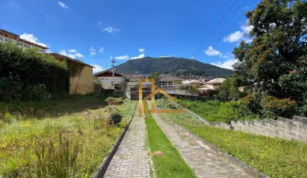 Terreno para investidores - incorporadores no Bairro do Alto - R$4.800.000,00 Não aceita permuta.