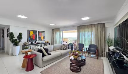 Apartamento com 3 suítes em Capim Macio
