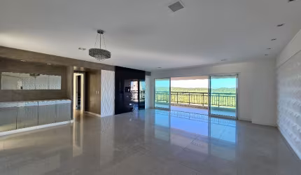 Apartamento com 3 suítes em Capim Macio