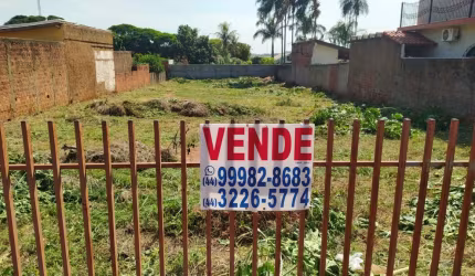 terreno com área 700m2, bairro centro Iguaraçu