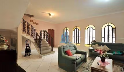 Sobrado com 3 dormitórios à venda, 323 m² por R$ 692.000 - Jardim - Santo André/SP