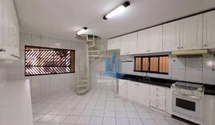 Sobrado com 3 dormitórios para alugar, 186 m² por R$ 5.151,00/mês - Mauá - São Caetano do Sul/SP