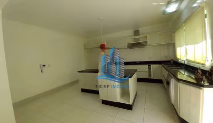 Sobrado com 3 dormitórios à venda, 263 m² por R$ 1.380.000,00 - Olímpico - São Caetano do Sul/SP