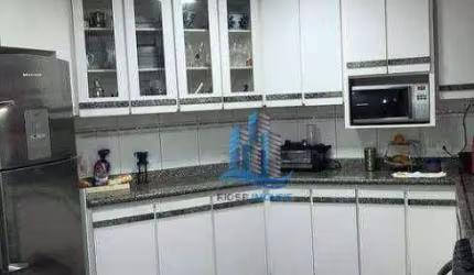 Sobrado com 3 dormitórios à venda, 324 m² por R$ 1.980.000,00 - Campestre - Santo André/SP