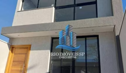 Casa com 3 dormitórios à venda, 125 m² por R$ 910.000,00 - Vila Humaitá - Santo André/SP