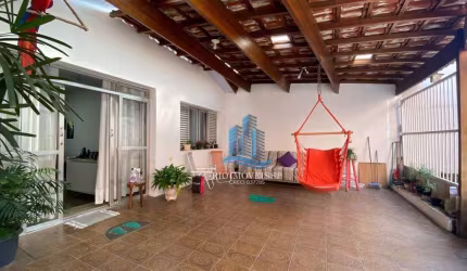 Casa com 2 dormitórios à venda, 110 m² por R$ 590.000,00 - Osvaldo Cruz - São Caetano do Sul/SP