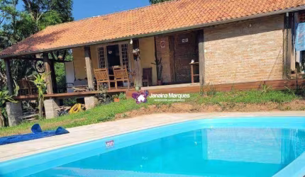 Chácara com 3 dormitórios à venda, 2000 m² por R$ 350.000,00 - Santa Ella - Araçariguama/SP