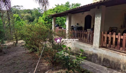 Chácara com 3 dormitórios à venda, 2000 m² por R$ 400.000,00 - Chacara Dora - Araçariguama/SP