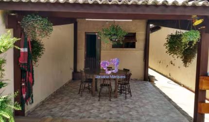 Sobrado com 2 dormitórios à venda, 120 m² por R$ 450.000,00 - - - São Roque/SP