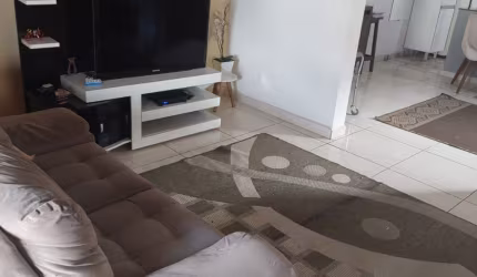 Vendo lindo Sobrado com 2 Dormitórios excelente localização