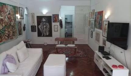 Apartamento amplo com 3 quartos em Laranjeiras