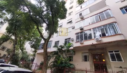 Apartamento de Quatro Quartos com Garagem na escritura em Centro Rio de Janeiro
