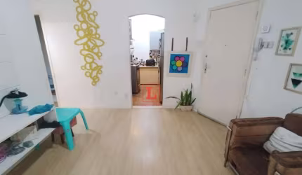 Apartamento sala dois quartos para venda em tijuca Rio de Janeiro