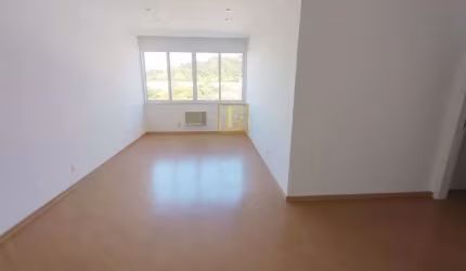 Apartamento de três Dormitórios e Garagem  para venda na Gávea Rio de Janeiro