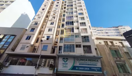 Apartamento de Sala e Quarto de frente para Locação em Centro Rio de Janeiro