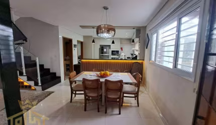 Sobrado à venda, 101 m² por R$ 850.000,00 - Vila Guilhermina - Praia Grande/SP