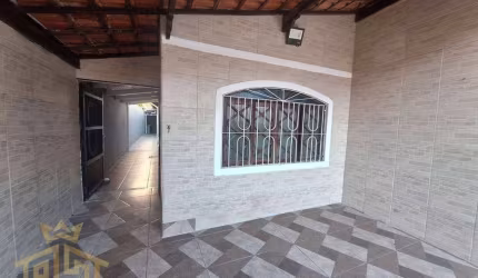 Casa Térrea para locação definitiva - 02 dormitórios (01 Suíte) - vaga 2 carros - edícula com quarto e banheiro - Guilhermina - Praia Grande