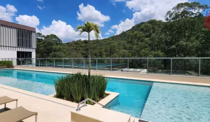 Casa para Locação em Santana de Parnaíba, Tamboré, 3 dormitórios, 3 suítes, 5 banheiros, 2 vagas