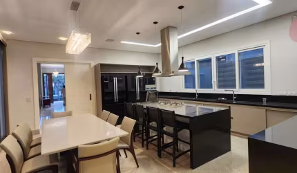 Casa para Venda em Barueri, Centro Comercial Jubran, 3 dormitórios, 3 suítes, 5 banheiros, 4 vagas