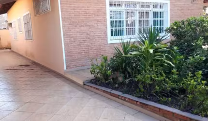 Casa com 5 dormitórios à venda, 220 m² por R$ 980.000,00 - Parque Balneário Itanhaem - Itanhaém/SP