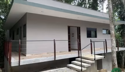 Casa com 3 quartos à venda na Praia do Félix (Praia do Lúcio), Ubatuba  por R$ 2.200.000