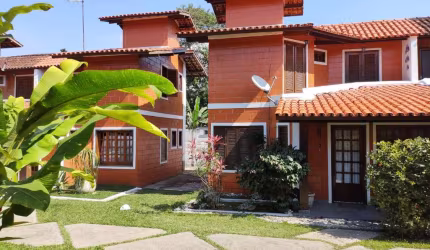 Casa em condomínio fechado com 3 quartos à venda em Itaguá, Ubatuba  por R$ 498.000